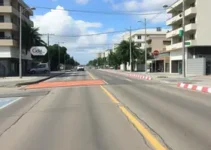 Prefeitura de Feira pavimenta mais quatro ruas do bairro Santa Mônica II