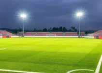 reforma e manutenção de quadras e campos de futebol