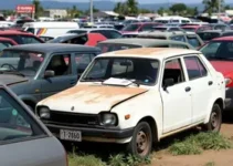 veículos abandonados
